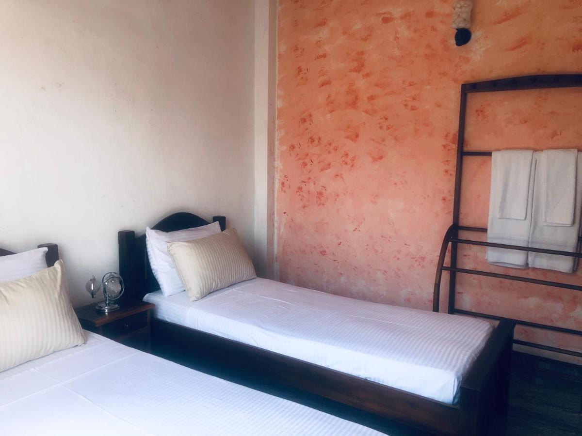 Fernando'S Inn Negombo Ngoại thất bức ảnh